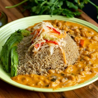 Garbanzo Bean & Quinoa Platter